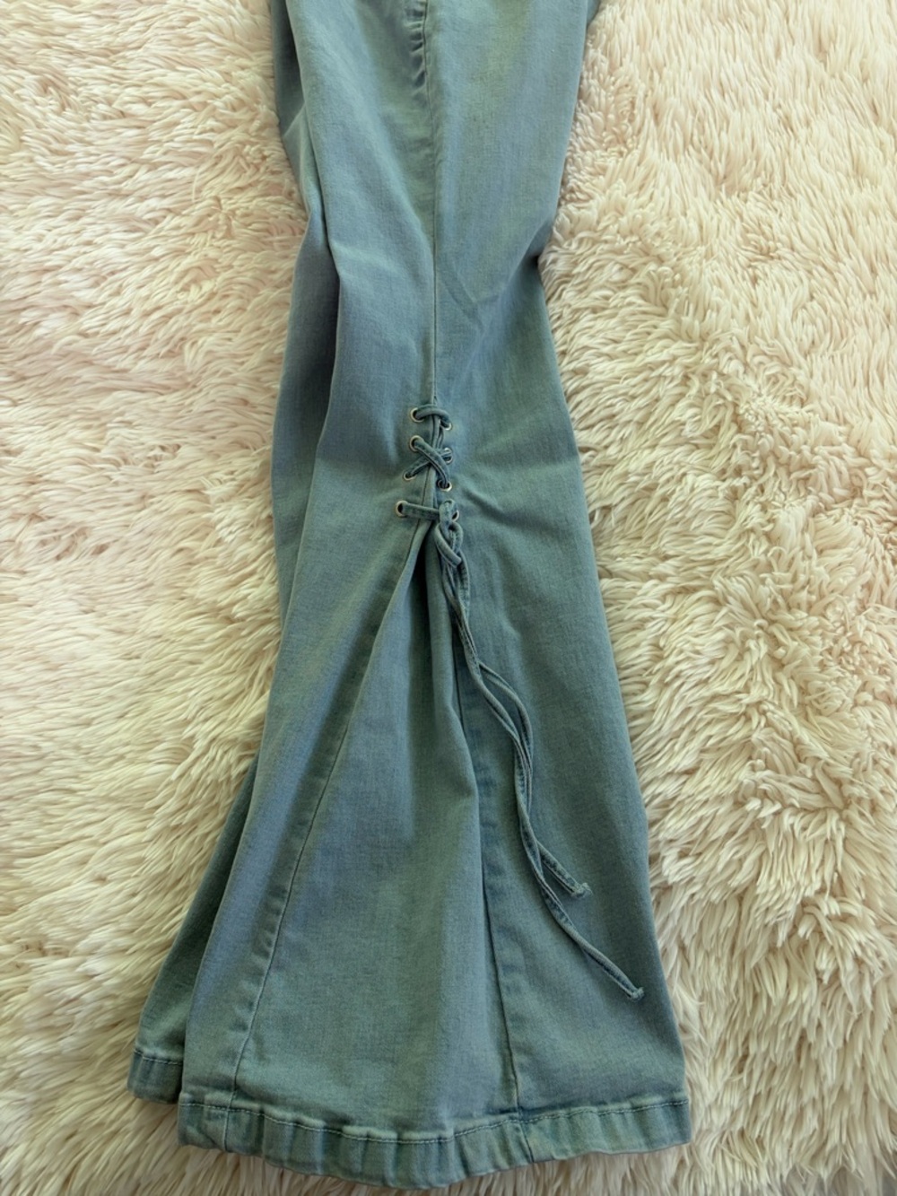 Light Wash Lace-Up Flare Jeans - Picture 4 of 6